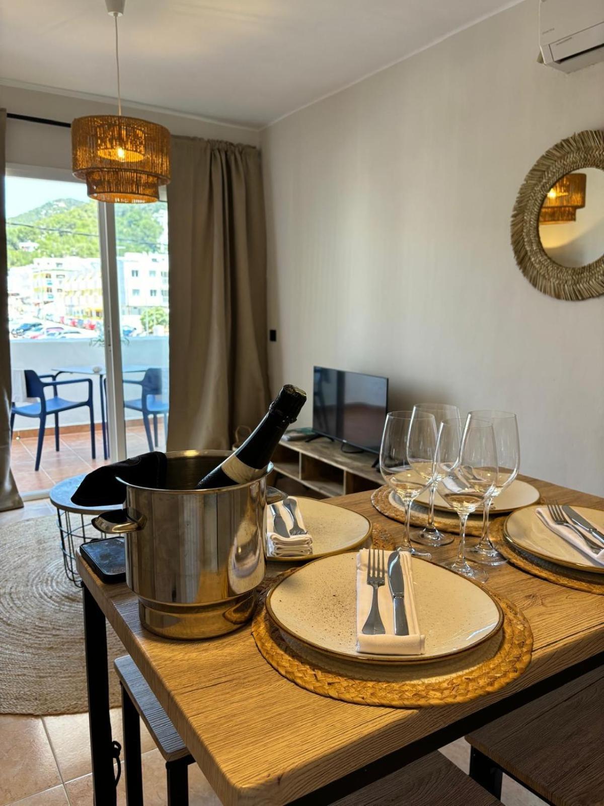 Apartamentos Ses Veles Кала-Льонга Номер фото