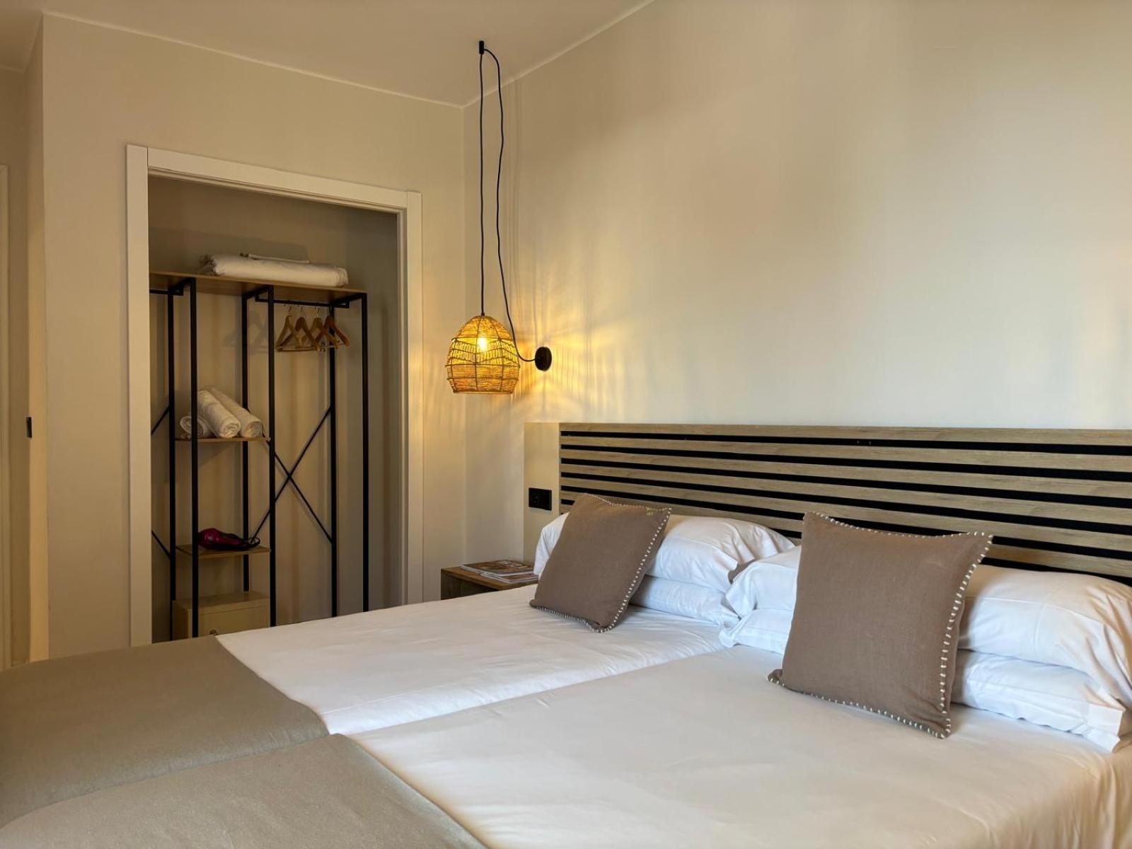 Apartamentos Ses Veles Кала-Льонга Номер фото