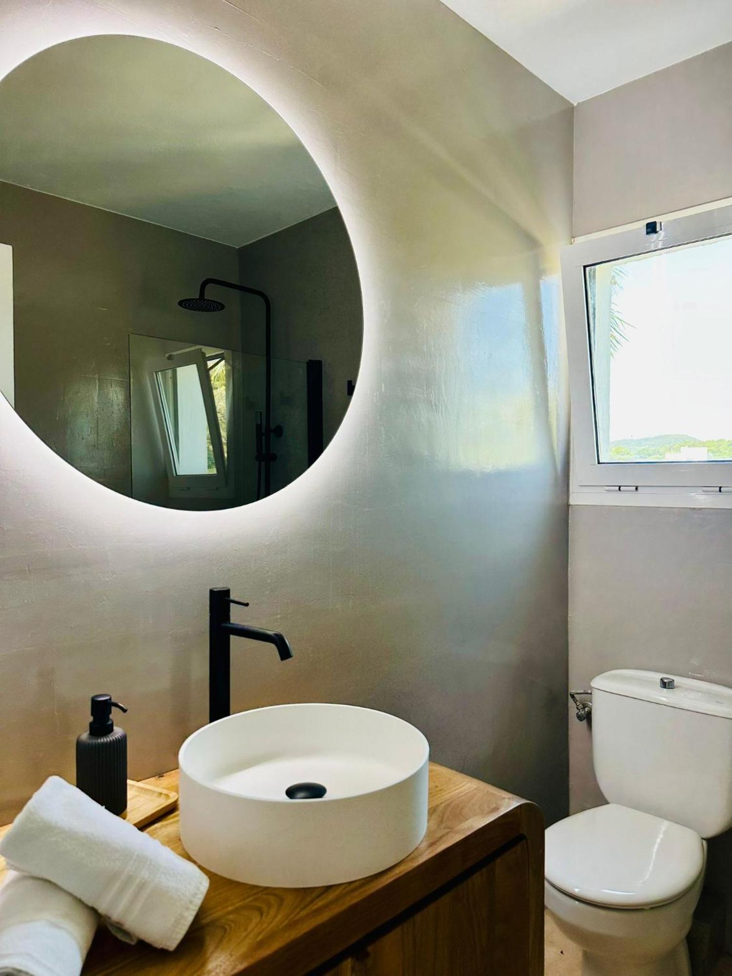 Apartamentos Ses Veles Кала-Льонга Екстер'єр фото